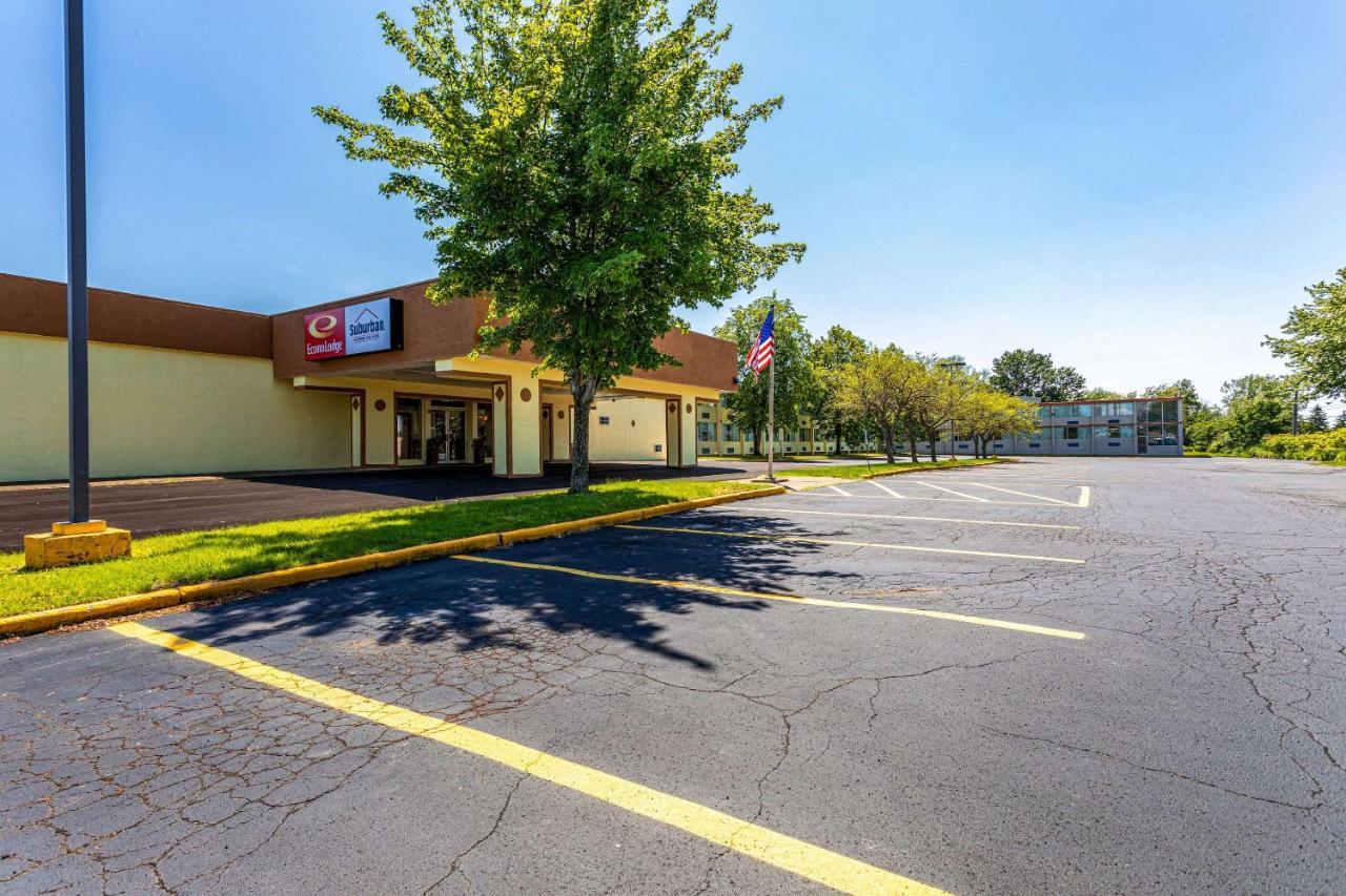 Econo Lodge Fredonia Exterior foto